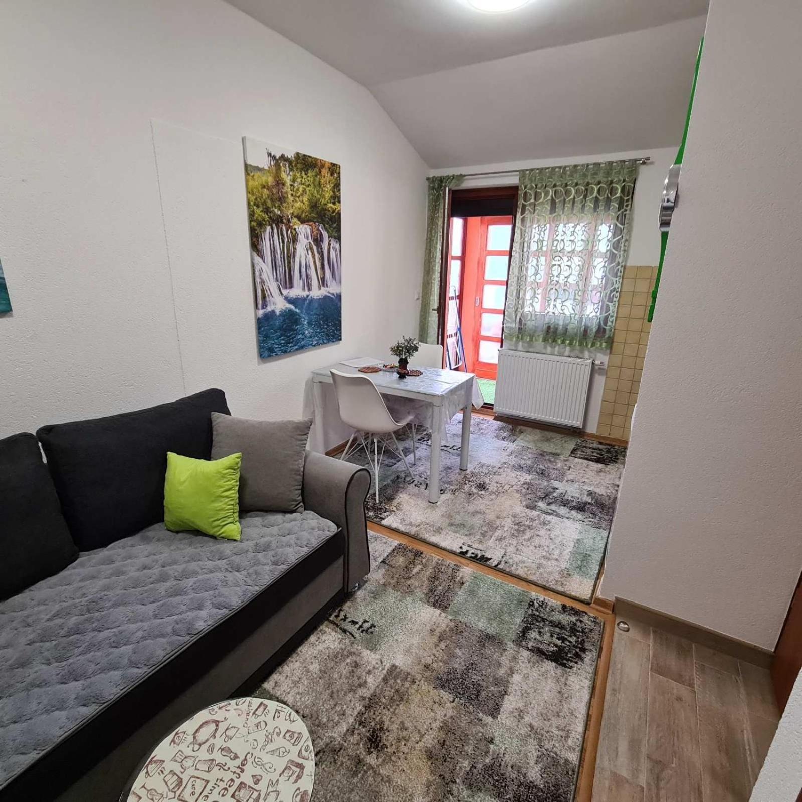 Hana Superior Apartments Bihac Exterior photo